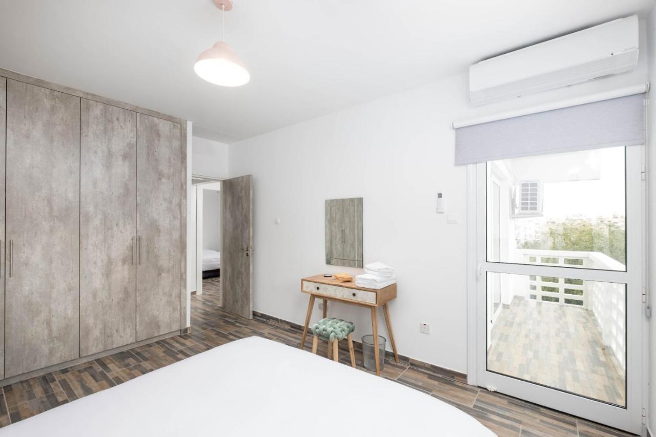Happy Stay Apartment - Halefka Court Larnaca Exterior photo
