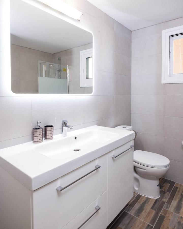 Happy Stay Apartment - Halefka Court Larnaca Exterior photo